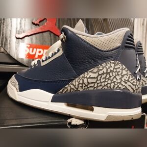 Retro Jordan 3 Georgetown Hoyas Size 10.5
